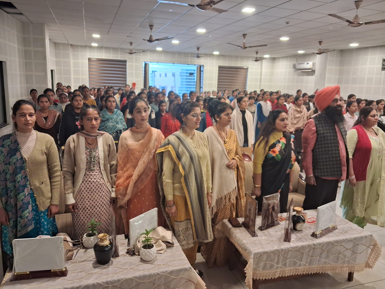 A lecture about HIND KI CHADDAR Organize by History department